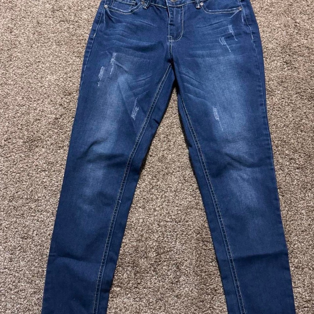 Suzanne Betro Navy Blue Skinny Jeans with Distressed Detail, Size 6